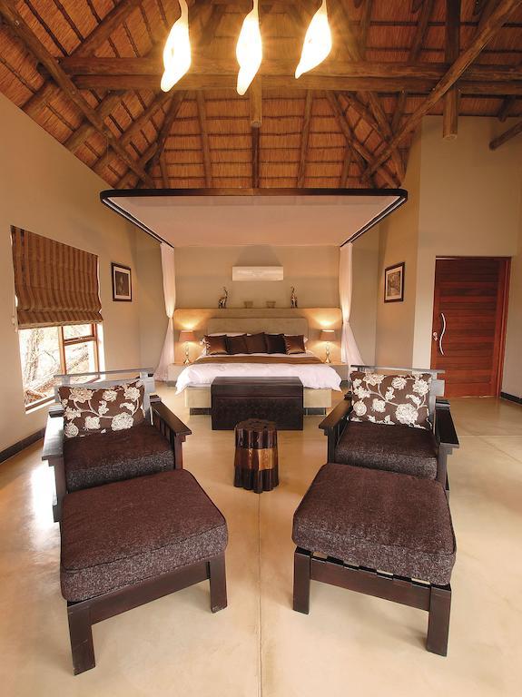 Raptor Retreat Game Lodge Hoedspruit Habitación foto