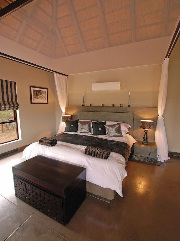 Raptor Retreat Game Lodge Hoedspruit Habitación foto